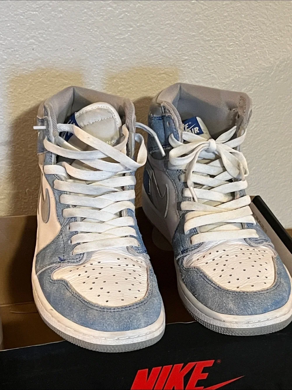 Air Jordan retro high tops